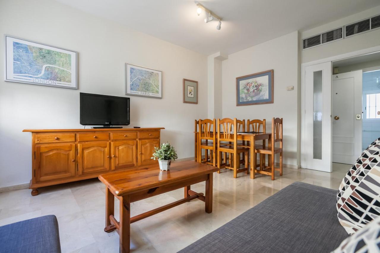 Apartamento Cerca Del Alcazar Con Garaje Privado เซบีญา ภายนอก รูปภาพ