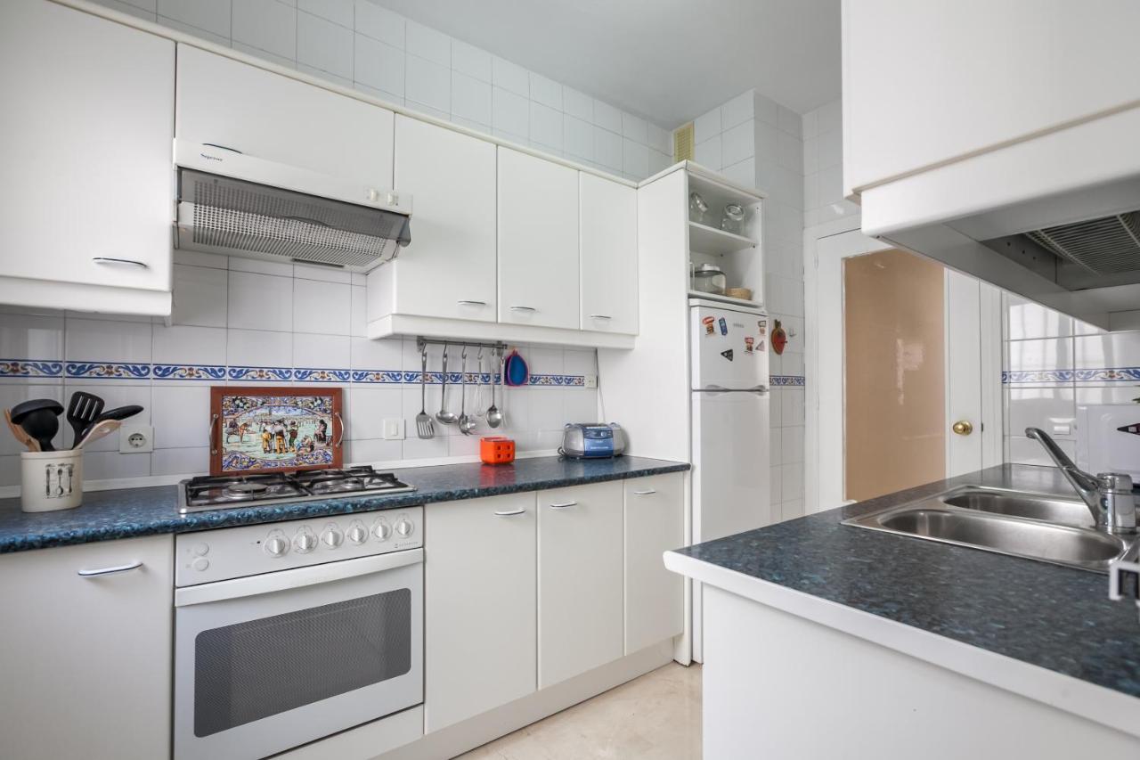 Apartamento Cerca Del Alcazar Con Garaje Privado เซบีญา ภายนอก รูปภาพ